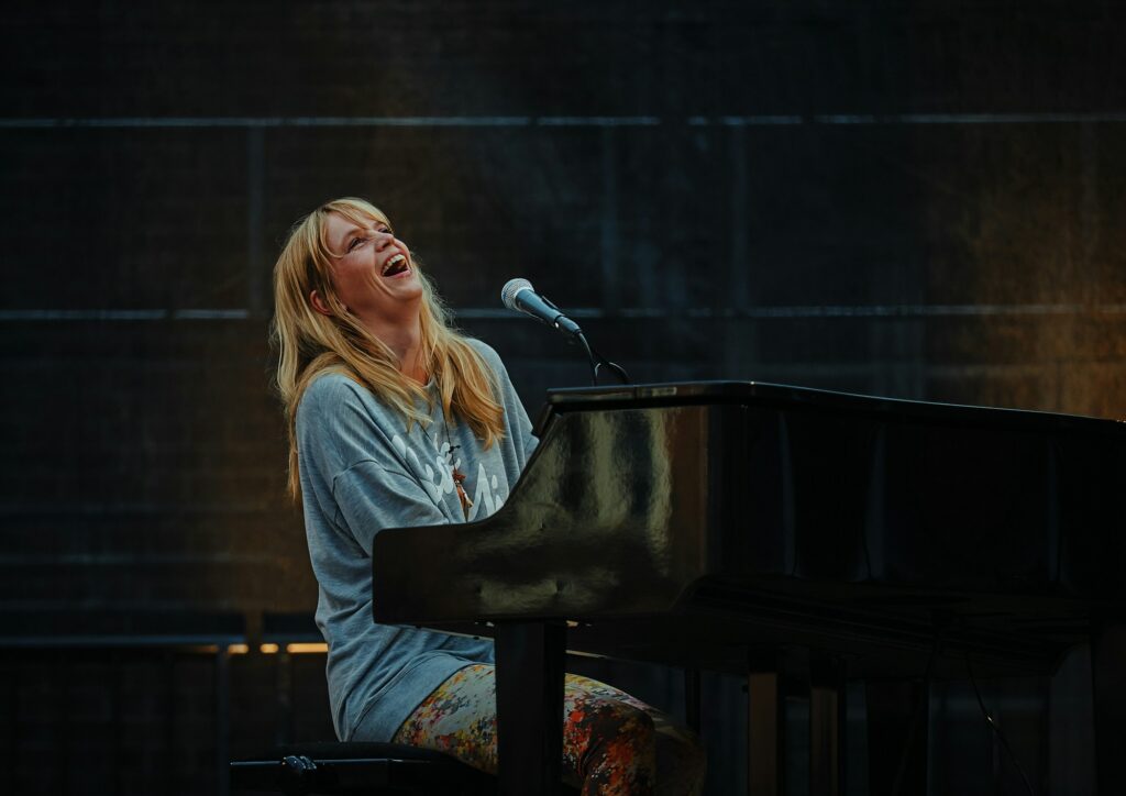 singer